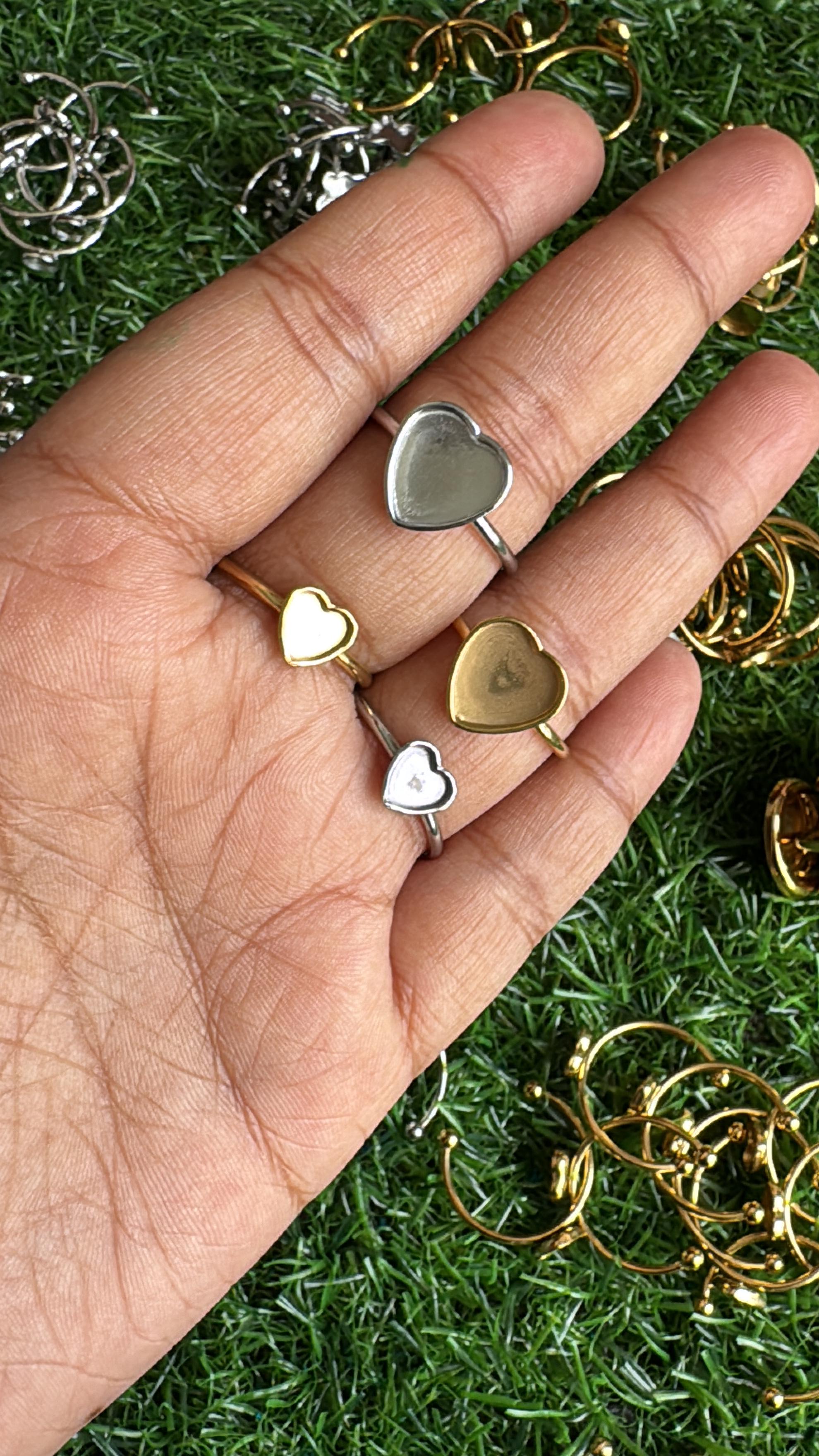 Heart shaped ring bezel