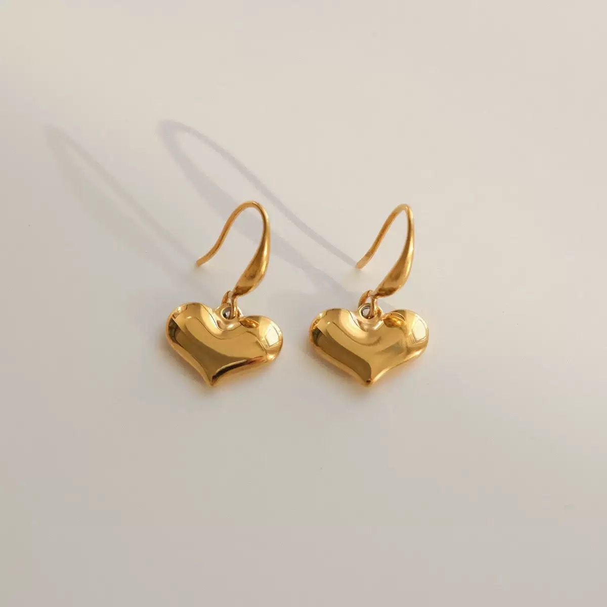 Amour Glow Earrings