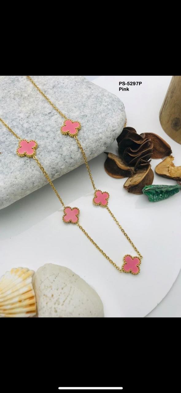 Clover Necklace
