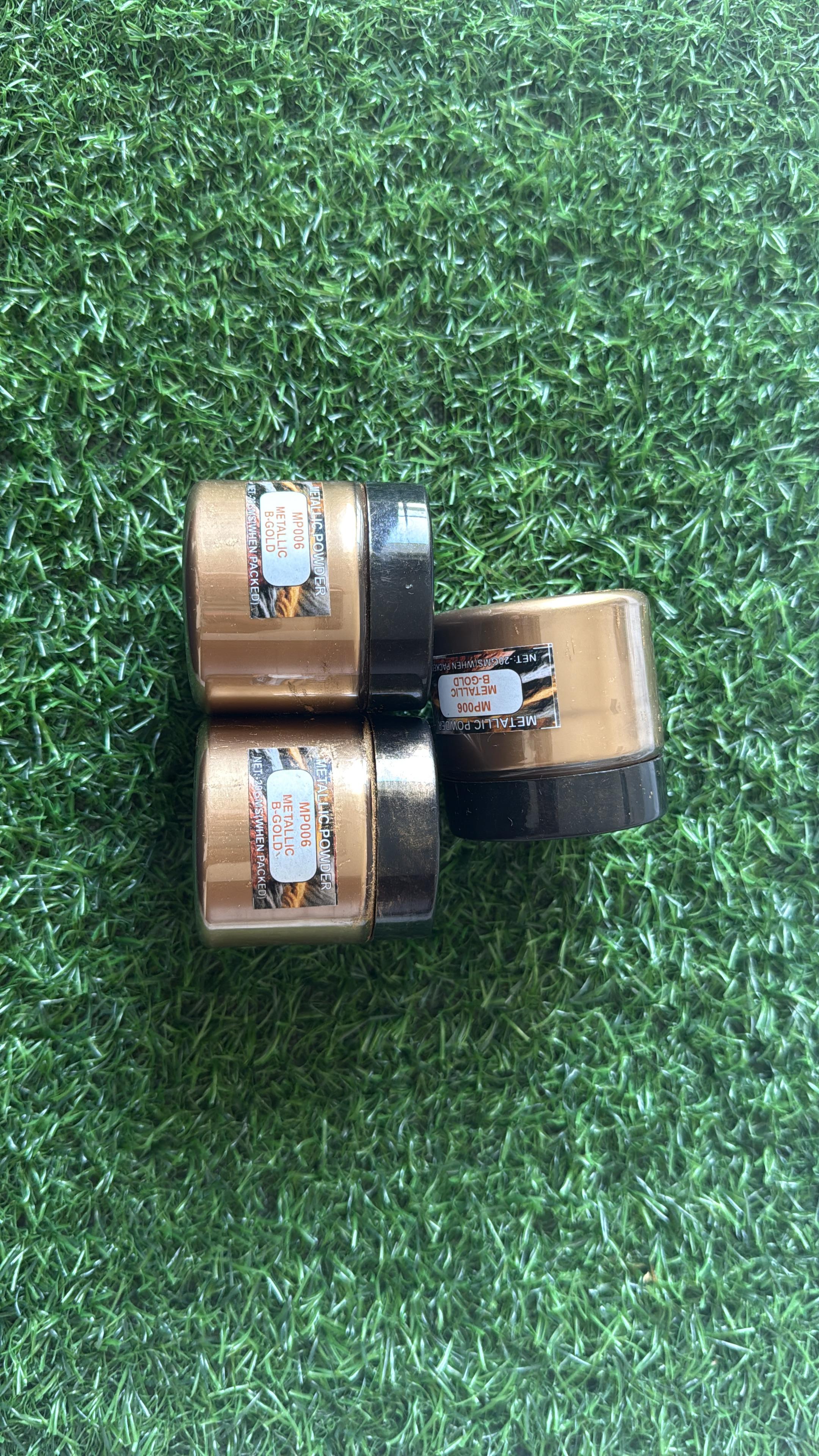 Gold metallic powder
