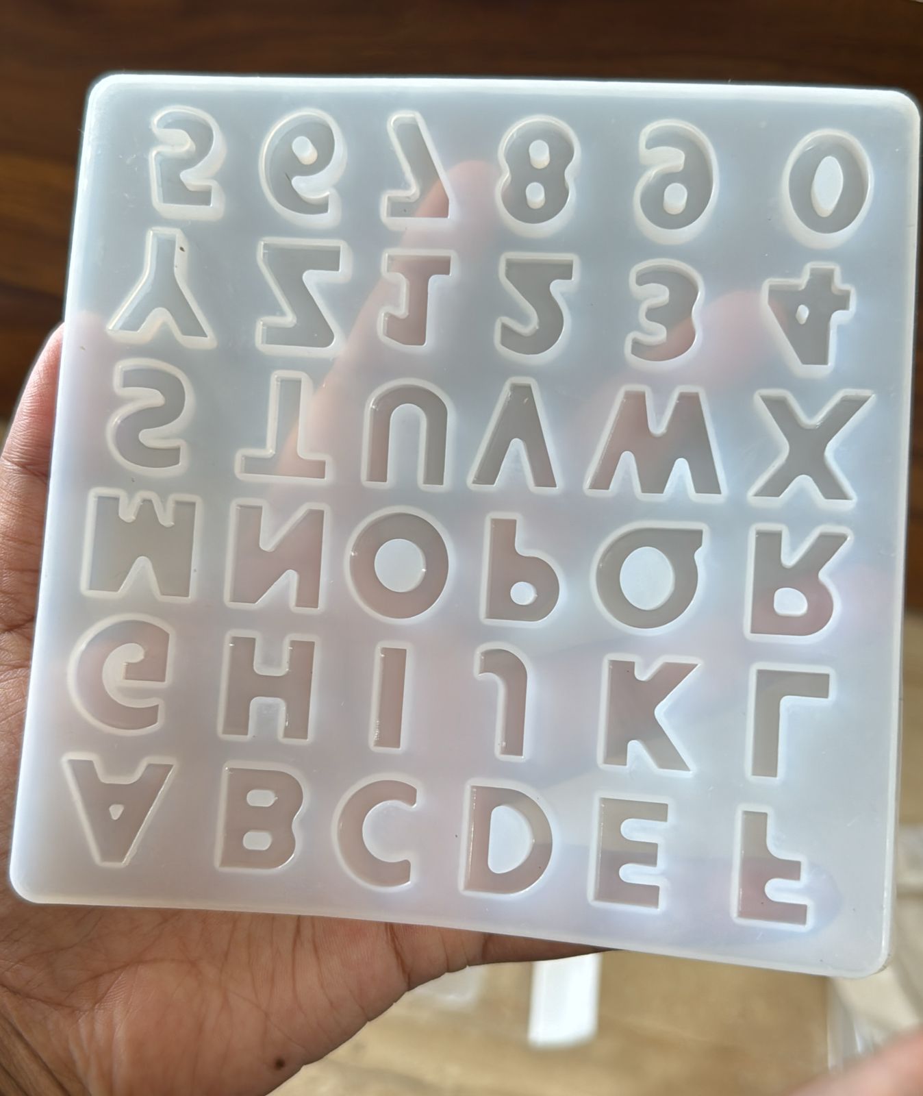 Small initial mould