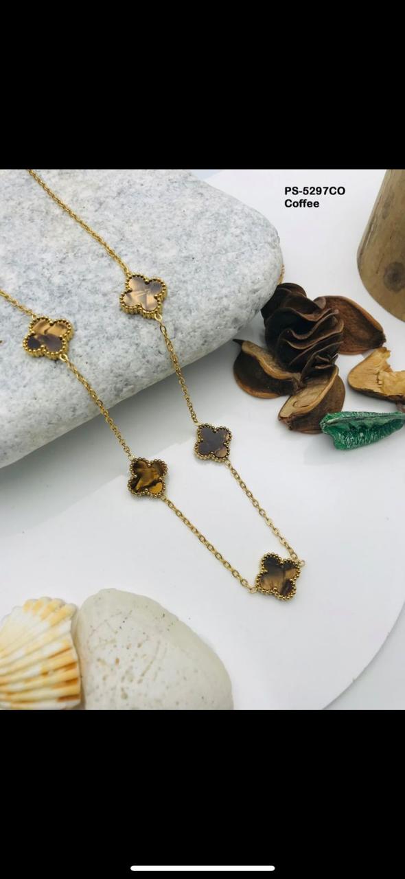 Clover Necklace