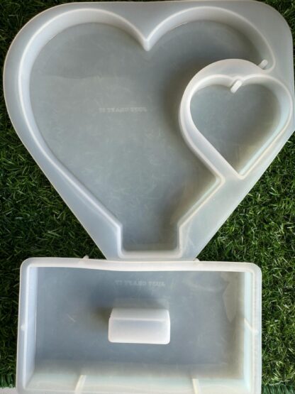 Dual Heart Frame with Stand Mould