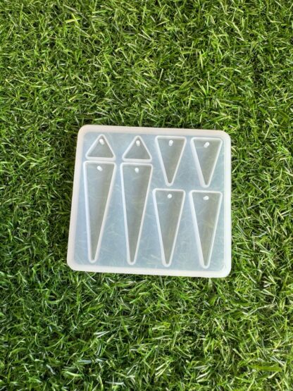 8 in 1 Triangle Earrings Mould