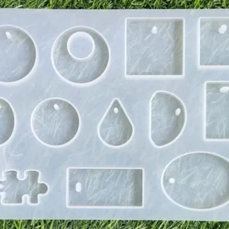 12 in 1 Keychain and Pendant Mould