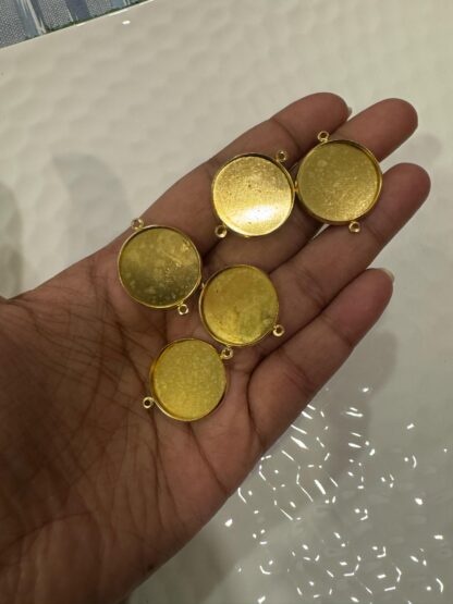 Gold Round Rakhi Bezel - Set of 5pcs
