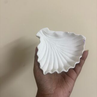 Shell trinket tray