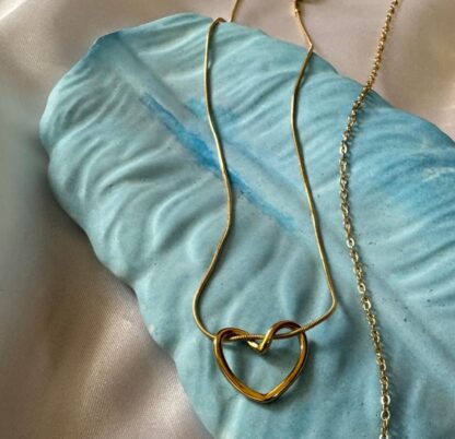 Entwined Love Pendant Chain