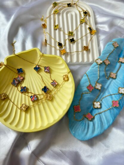 Mystic Clover Chains